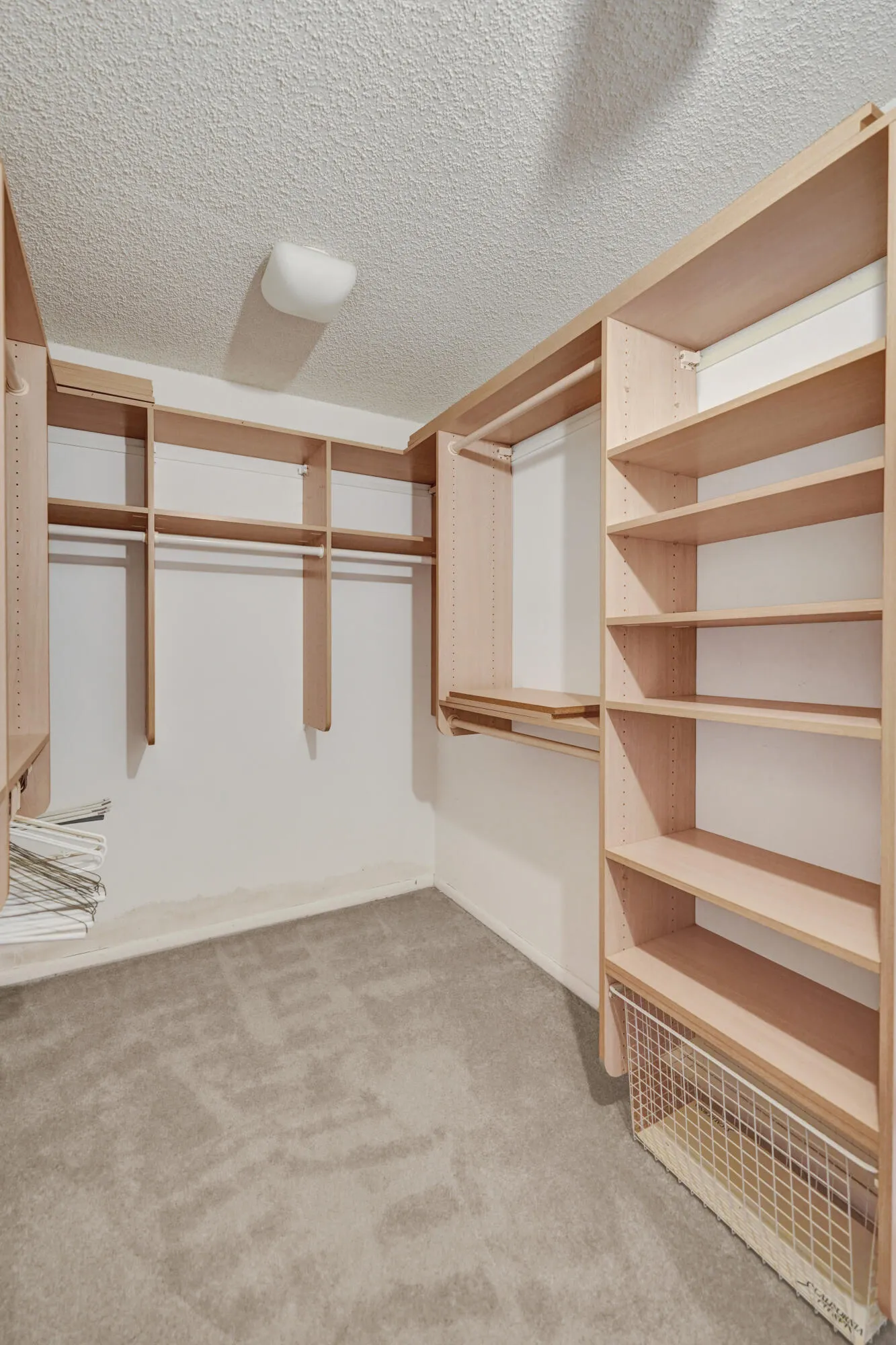master bed walk in closet