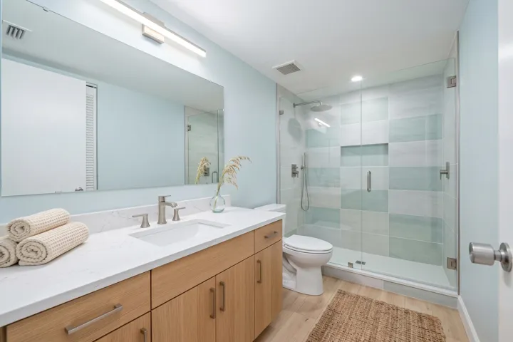 Virtually Renovated: This image is an AI-generated conceptual rendering demonstrating potential post-renovation results. The property does not currently exist in this condition.