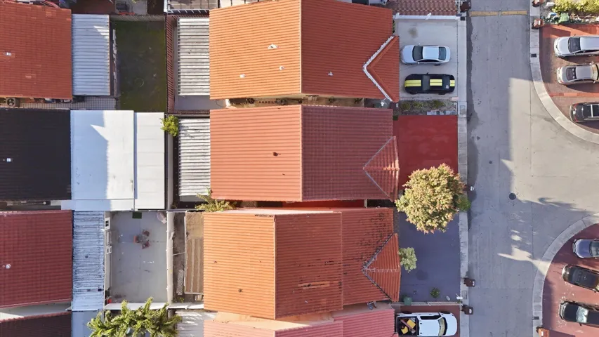 Residents benefit from a low HOA (approximately $200/year), providing affordability while maintaining community standards—an increasingly valuable feature in today’s market.