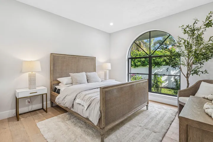 029-48HarbourDriveNorth-BoyntonBeach-FL-