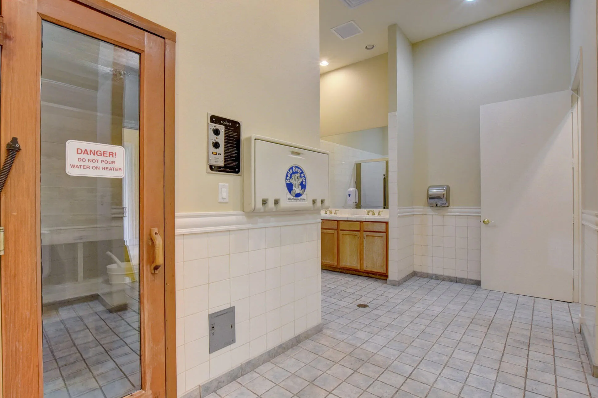 Saunas for Men and Women