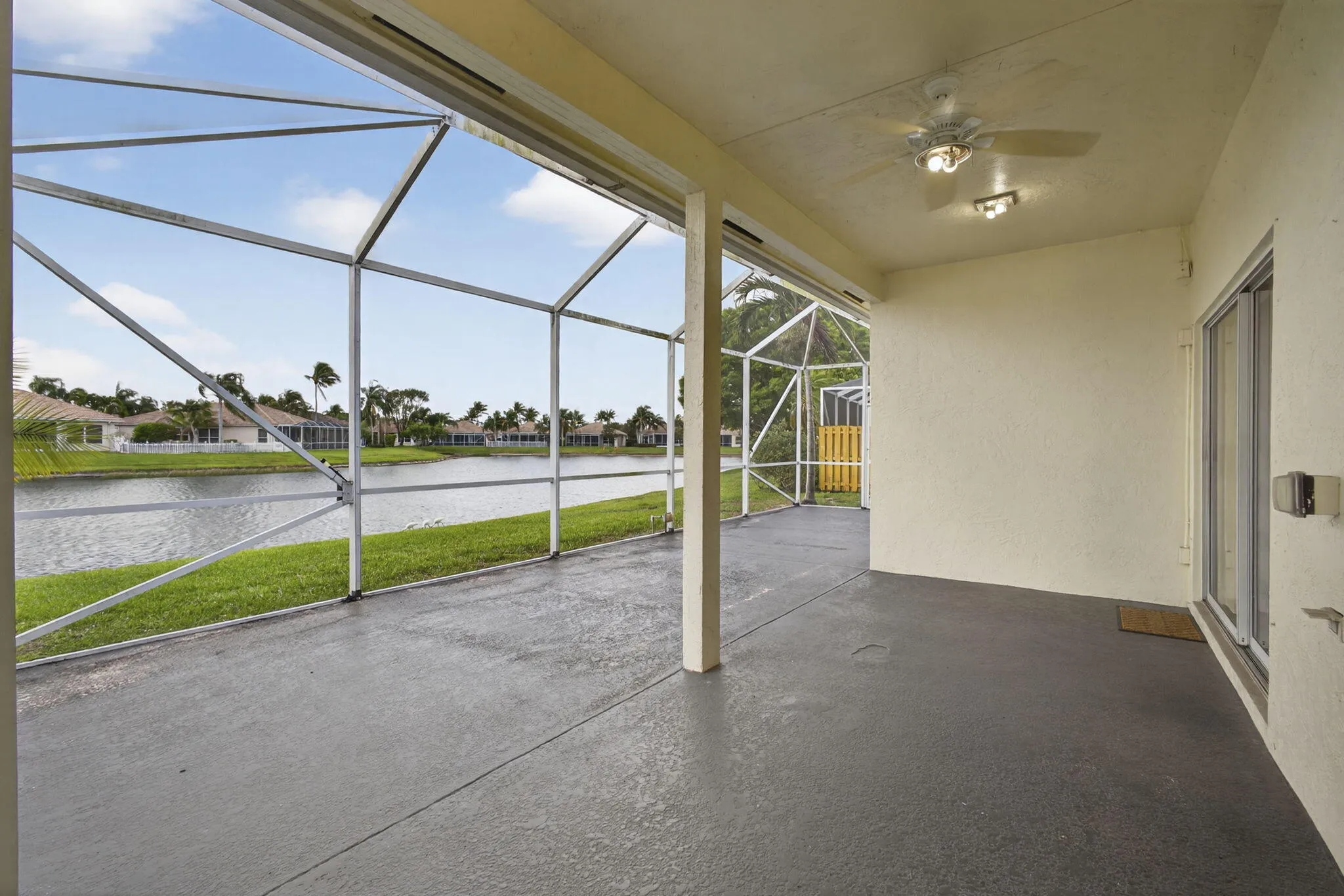 Re-Screened Patio