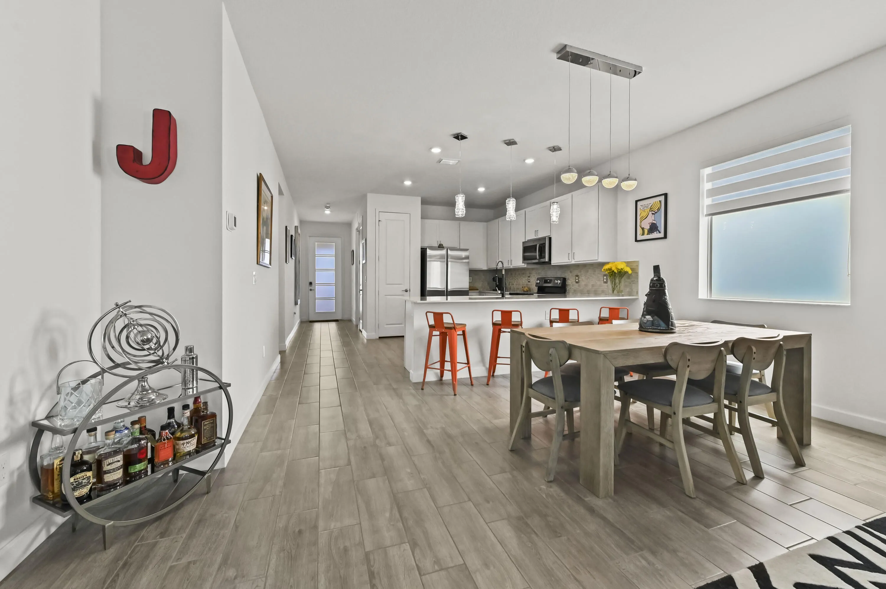 15 Dining Room 03