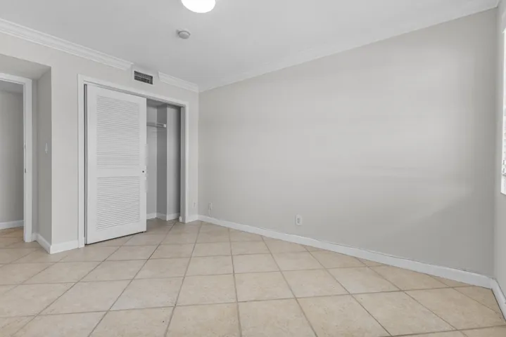 GF4A1162Pine Crest Village-by Pwayko