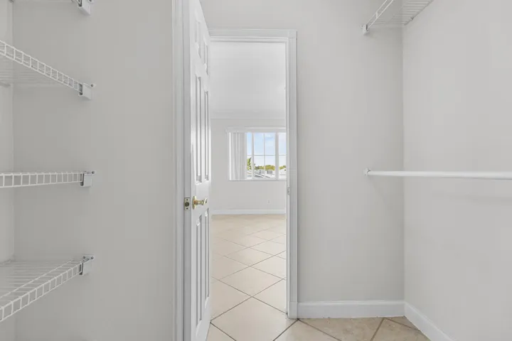 GF4A1150Pine Crest Village-by Pwayko