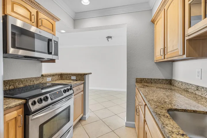 GF4A1174Pine Crest Village-by Pwayko