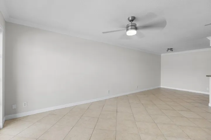 GF4A1180Pine Crest Village-by Pwayko