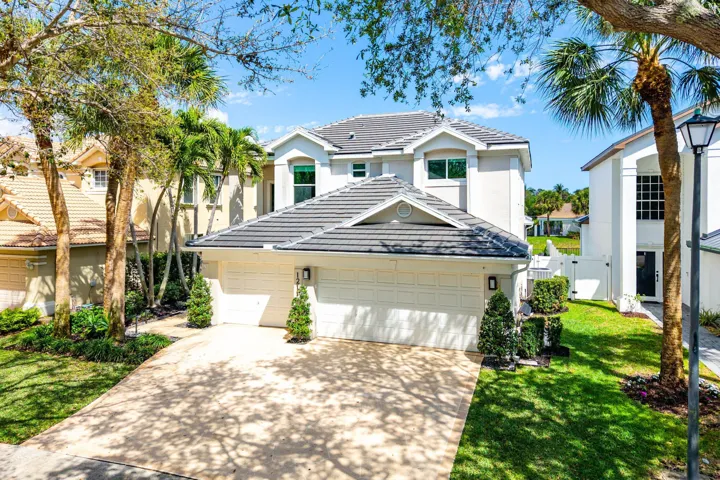 1211 Delray Lakes Drive