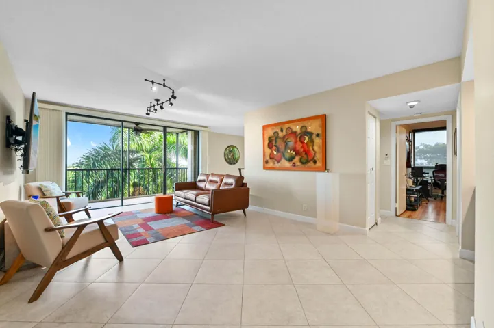 06 Living room 02