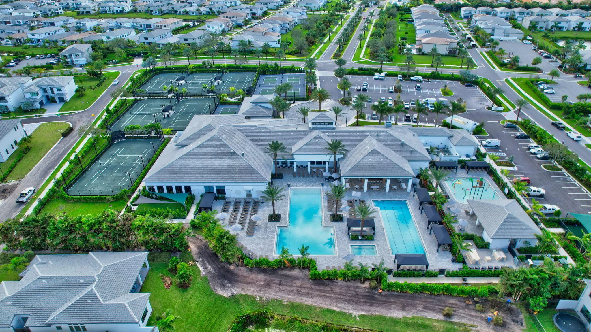 club aerial rear
