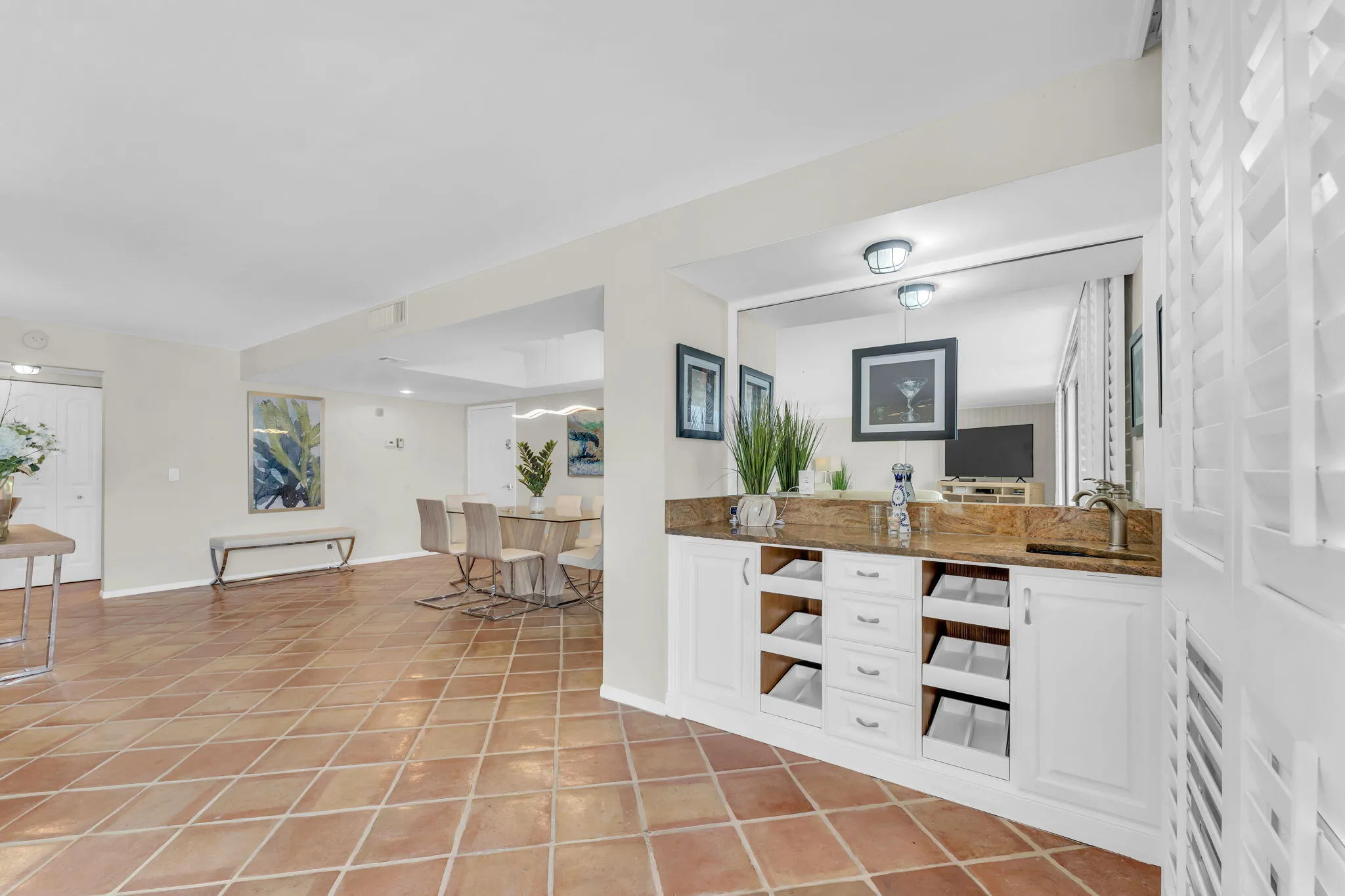 15-web-or-mls-DON08439