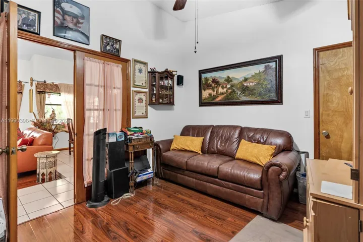 2nd Bedroom