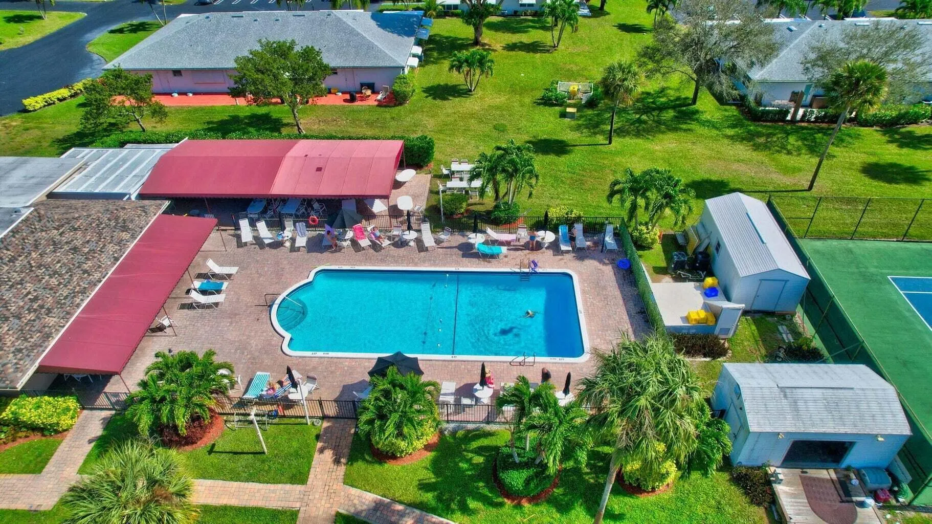 High Point Clubhouse 3 - Sec 6