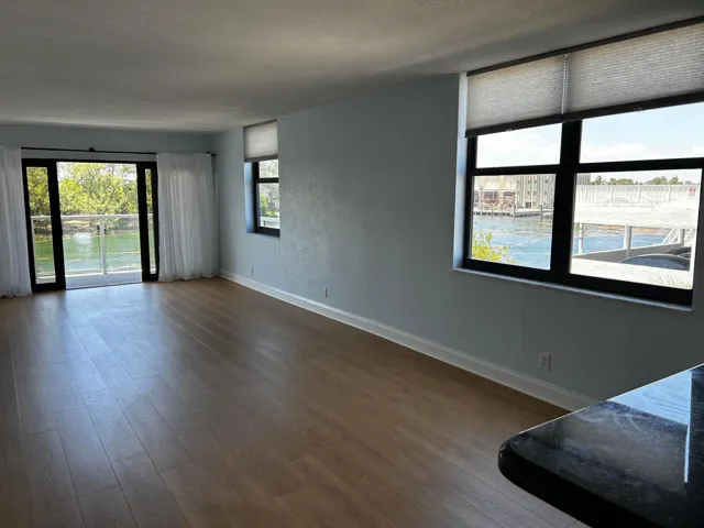 living room intracoastal view