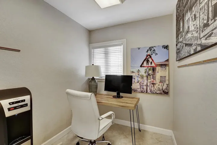 Private office Space