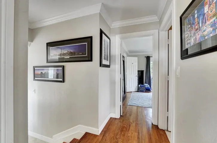 Up 2 Stairs to the Master Bedroom and Gu