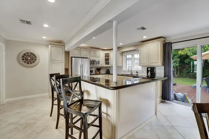 Kitchen 2