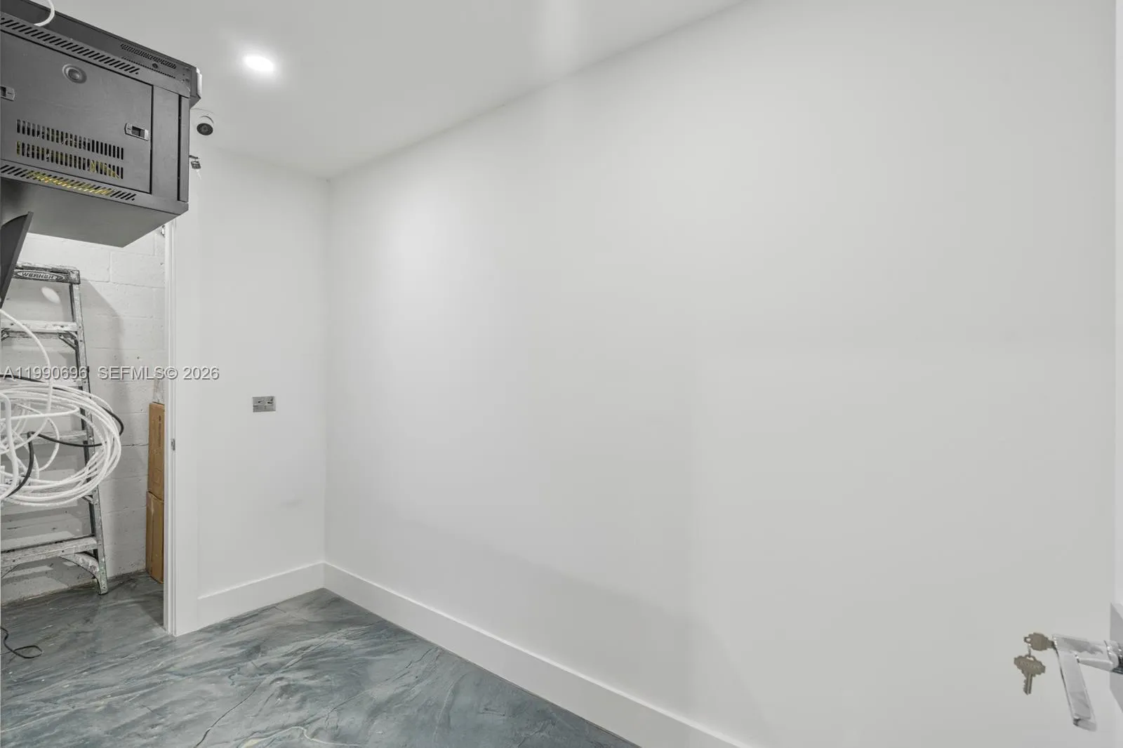 Property photo 37