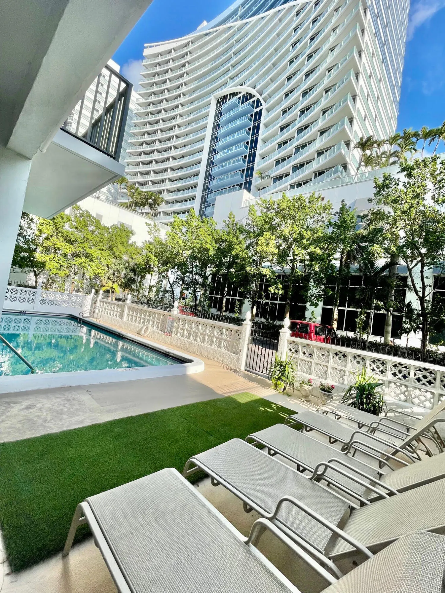 pool 2
