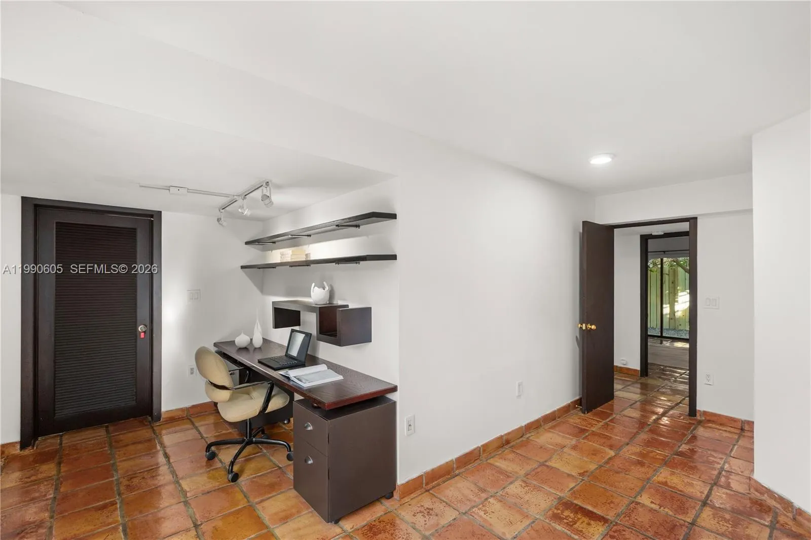 Property photo 47