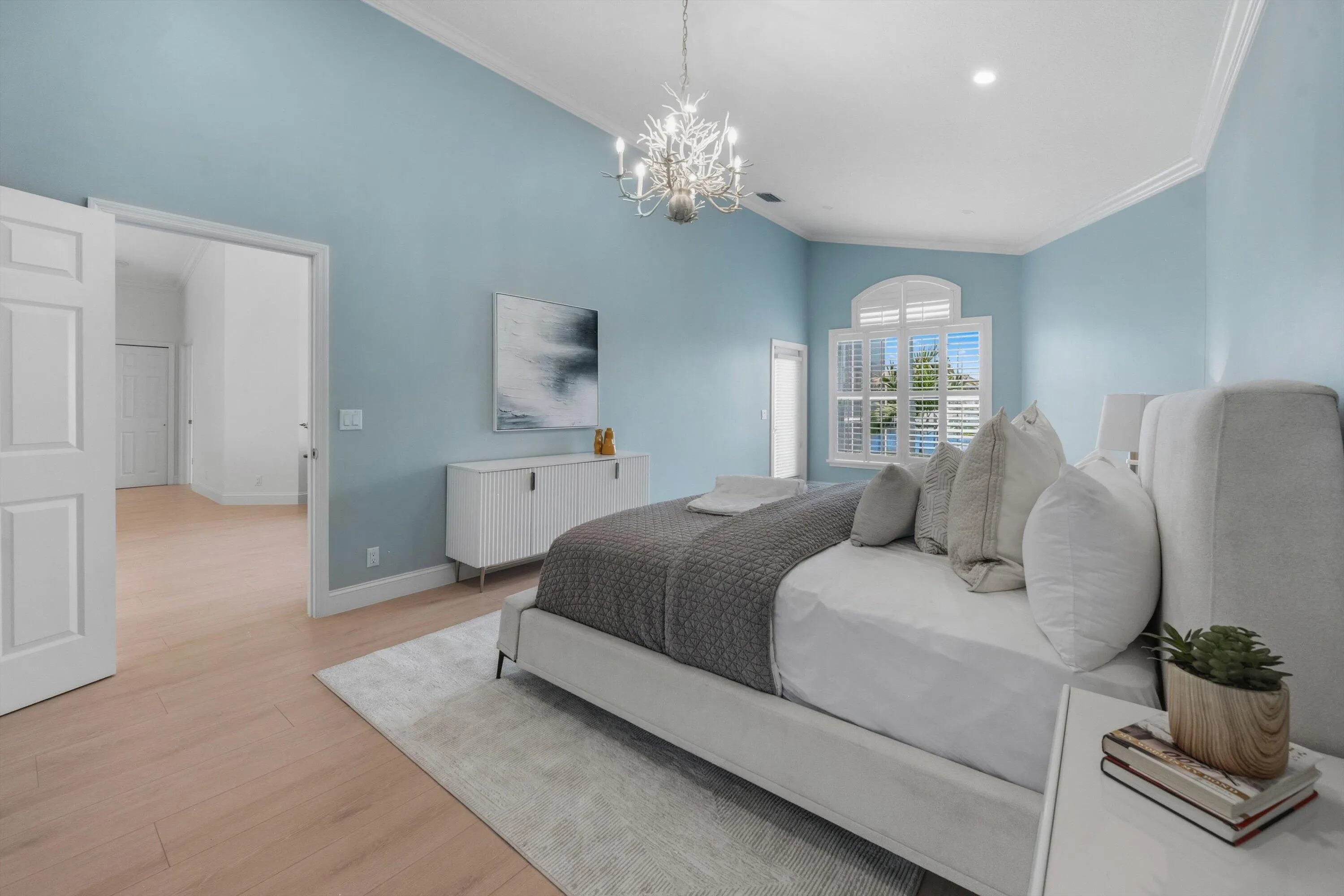 PRIMARY BEDROOM