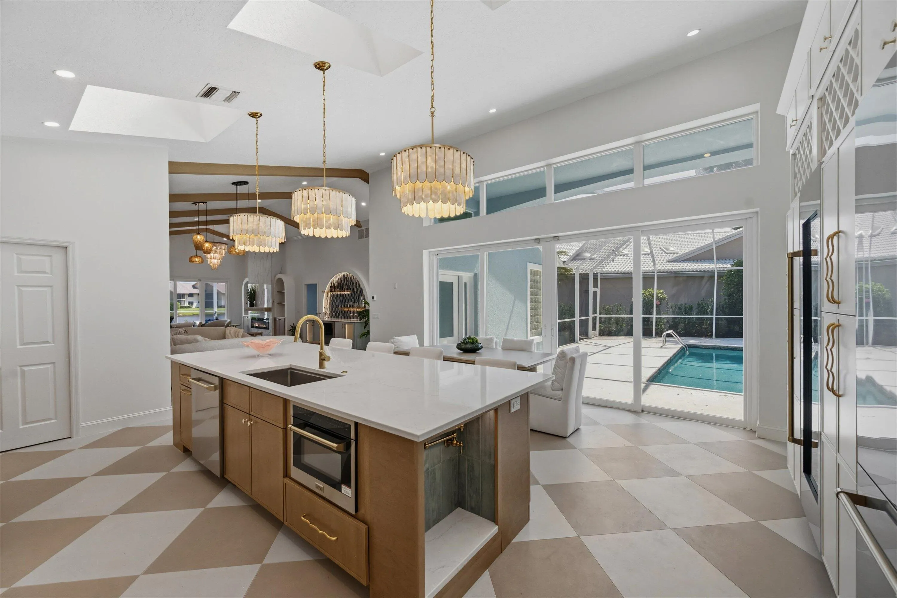 KITCHEN ISLAND