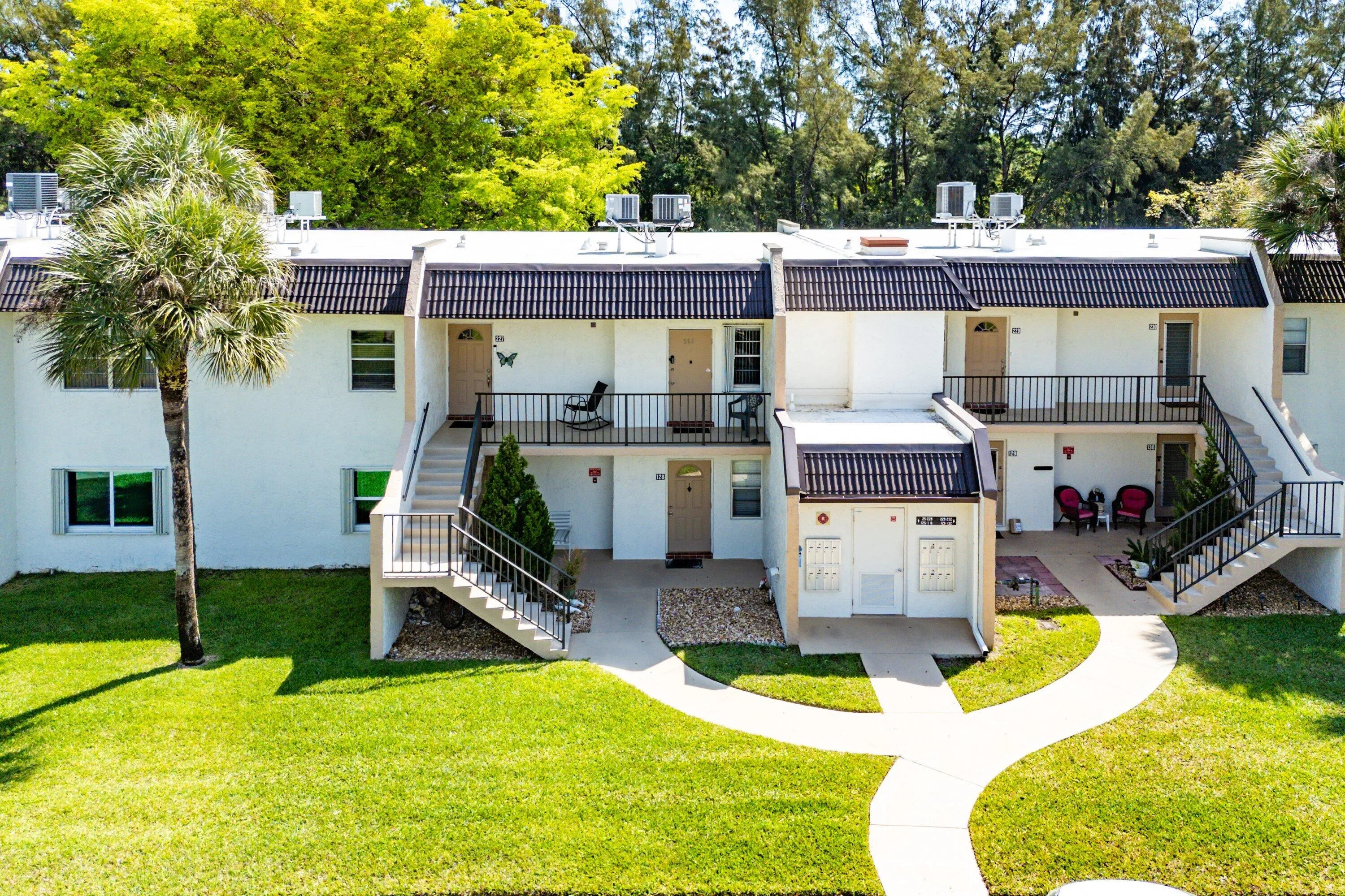 031-130LakeMerylDrive-228-WestPalmBeach-
