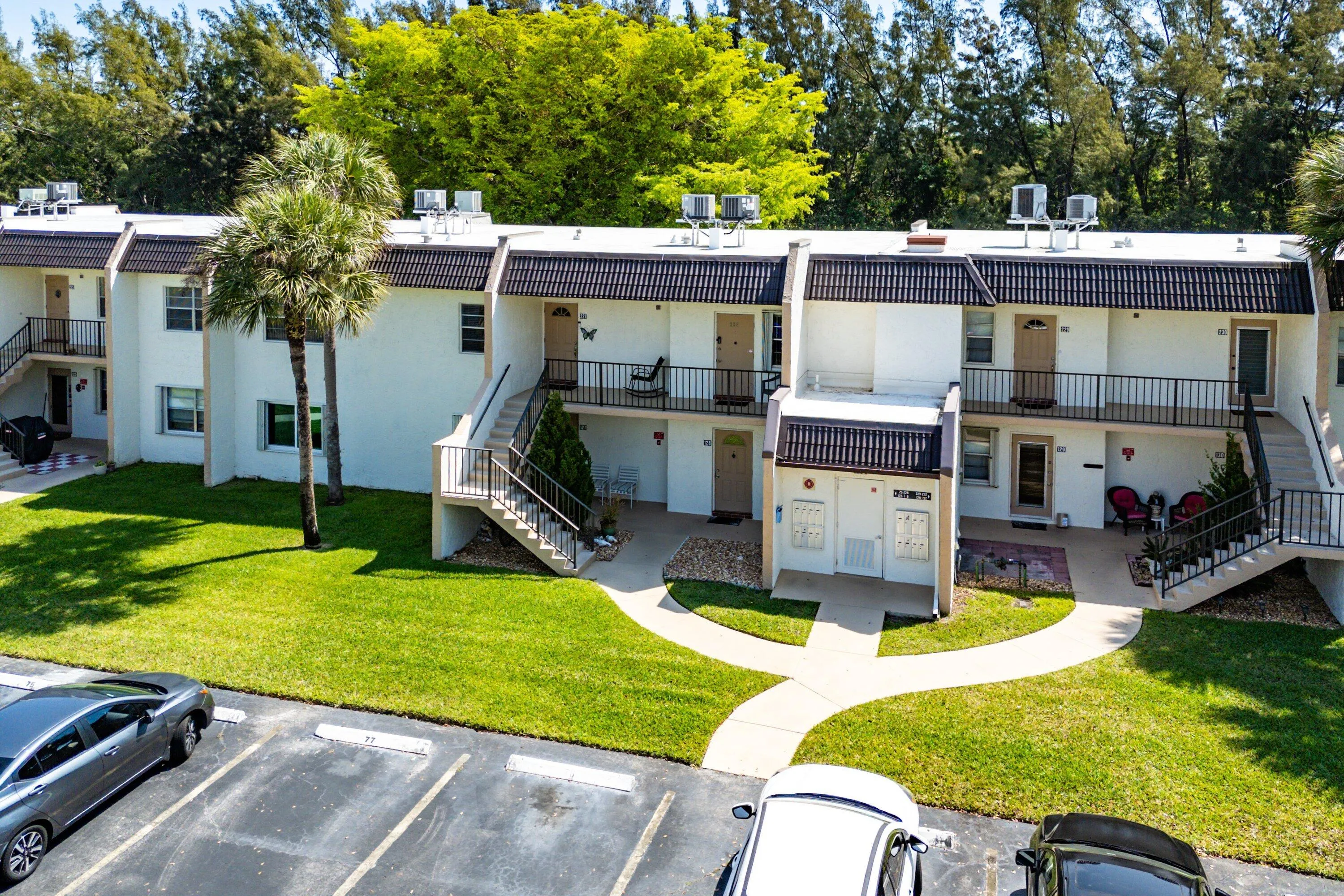 032-130LakeMerylDrive-228-WestPalmBeach-