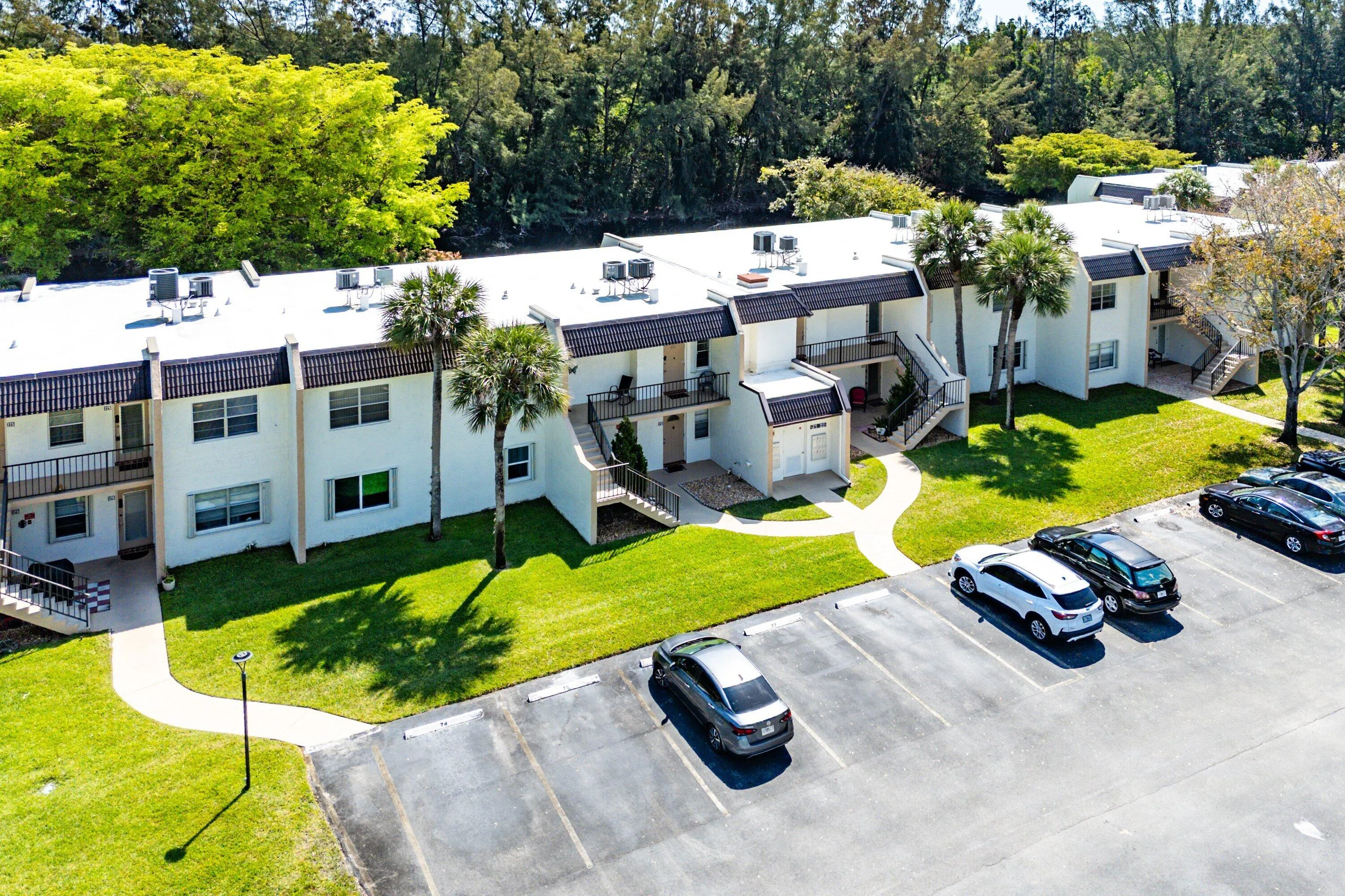 034-130LakeMerylDrive-228-WestPalmBeach-