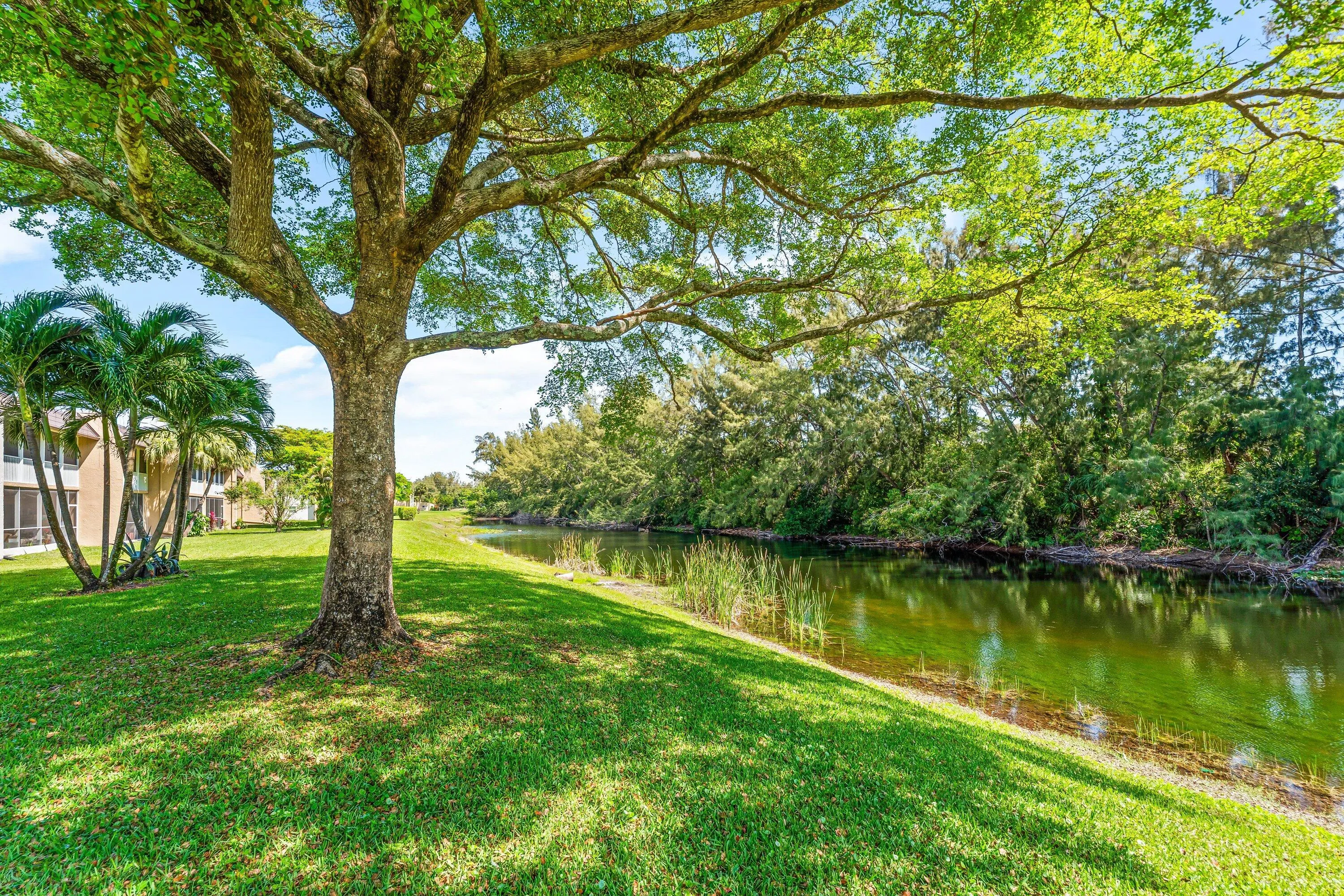 030-130LakeMerylDrive-228-WestPalmBeach-