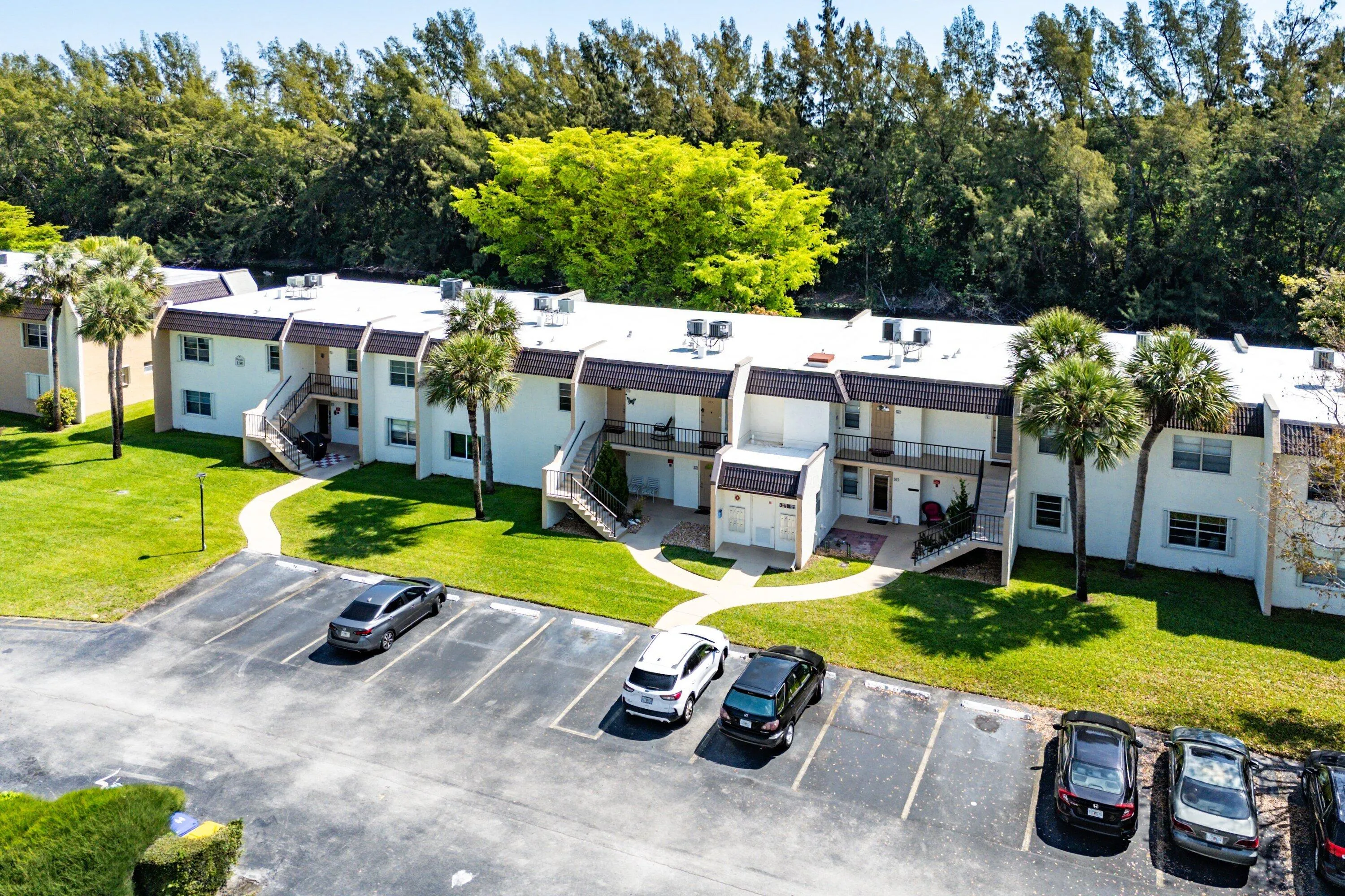 037-130LakeMerylDrive-228-WestPalmBeach-