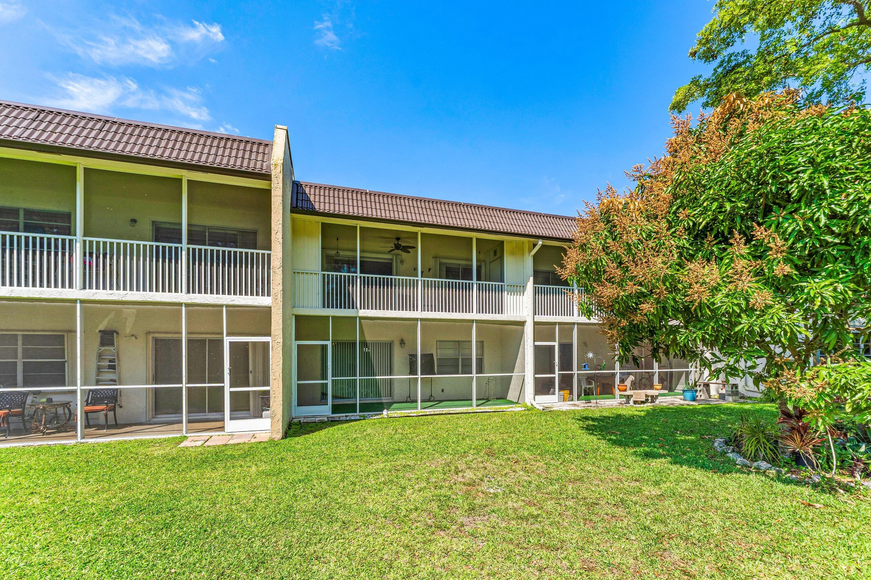 029-130LakeMerylDrive-228-WestPalmBeach-