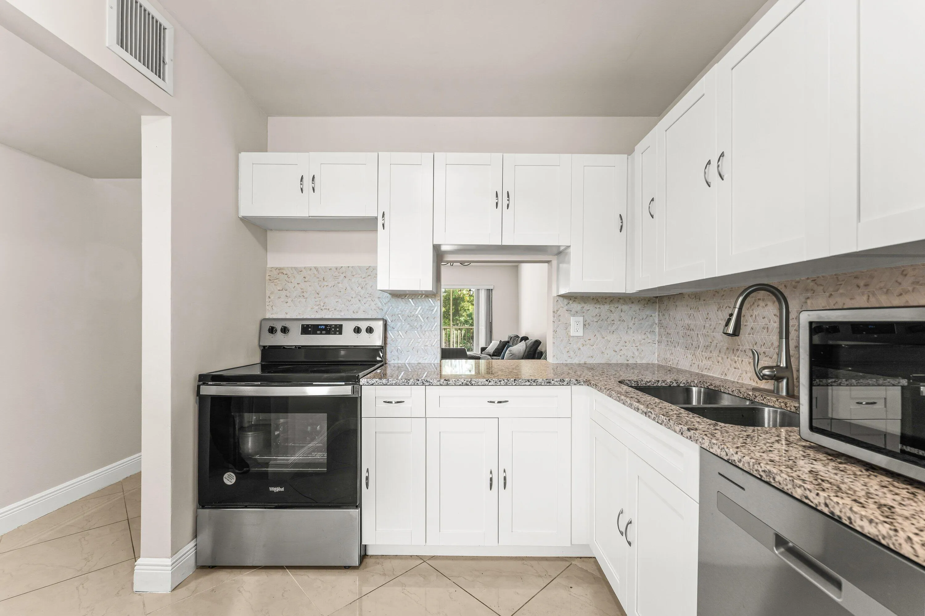 010-130LakeMerylDrive-228-WestPalmBeach-