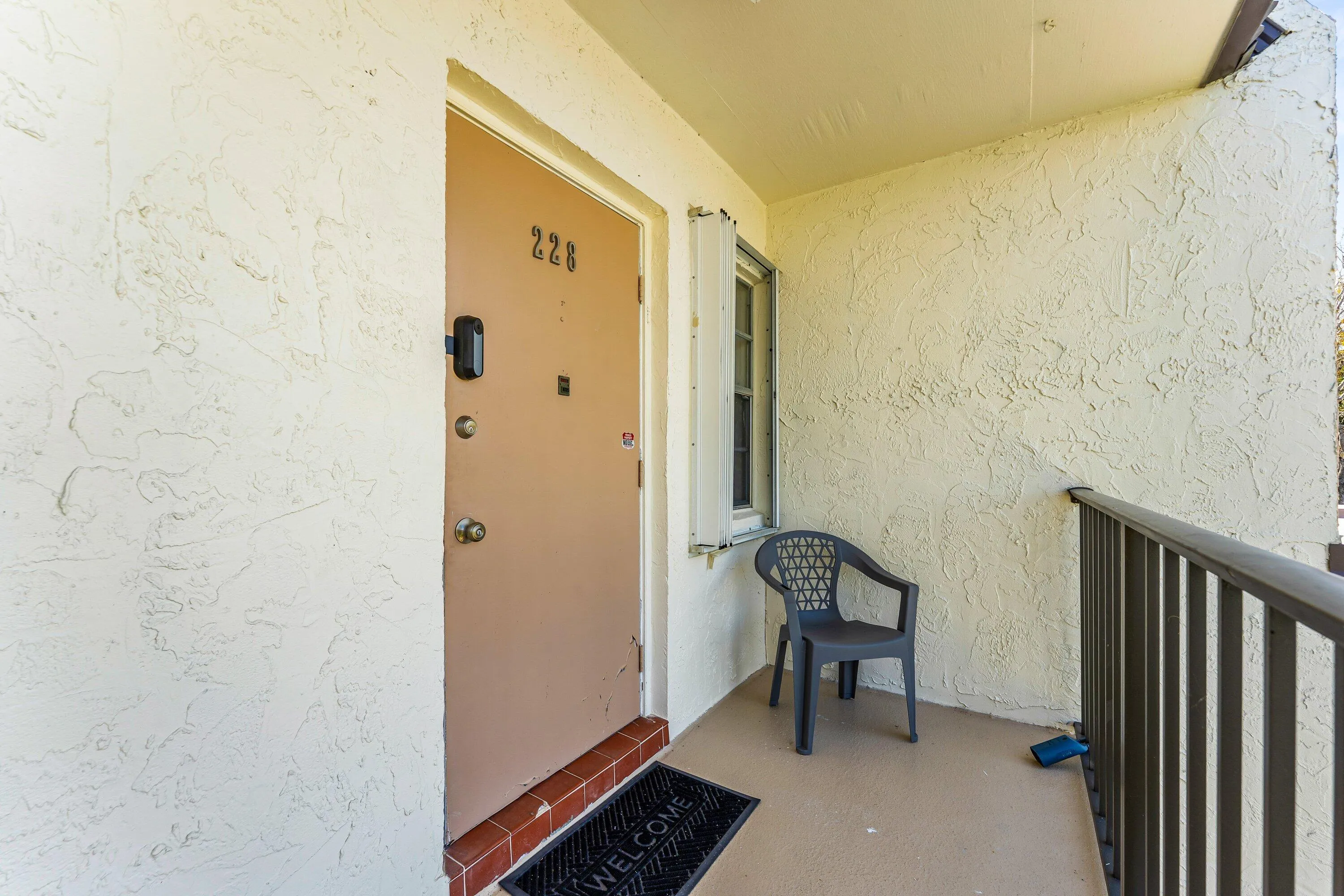 004-130LakeMerylDrive-228-WestPalmBeach-