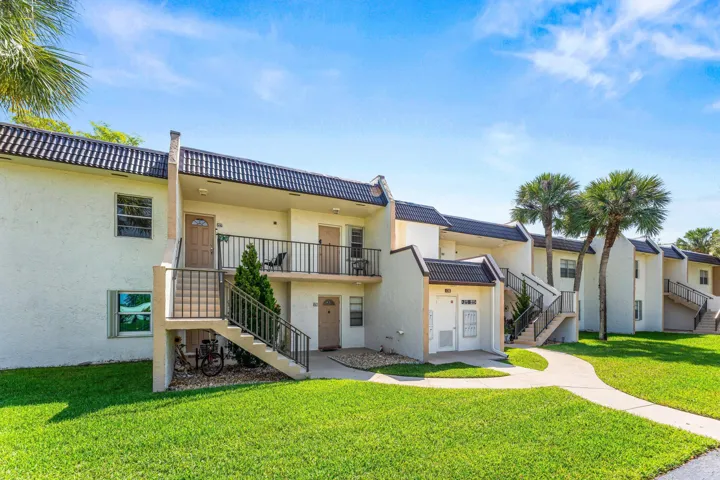 002-130LakeMerylDrive-228-WestPalmBeach-