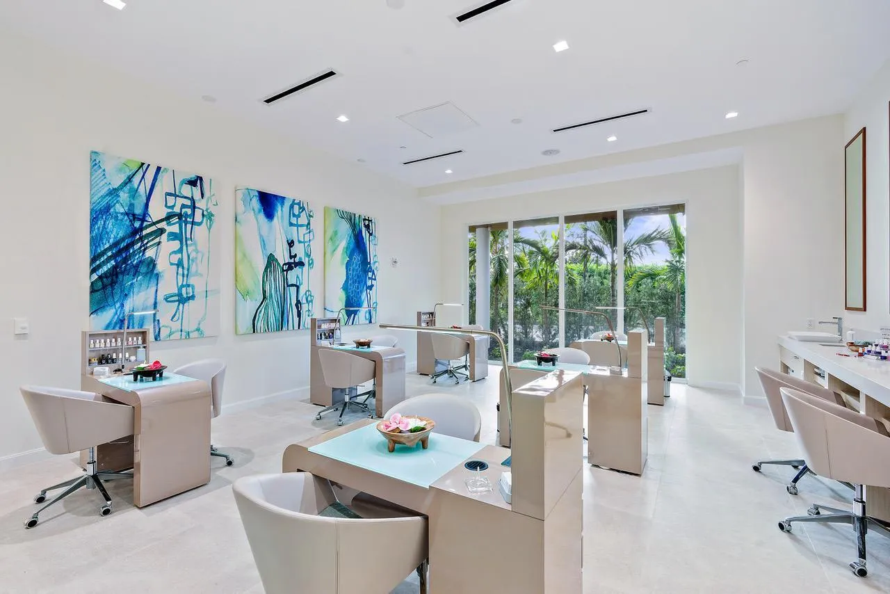 SPA AT ADMIRALS COVE