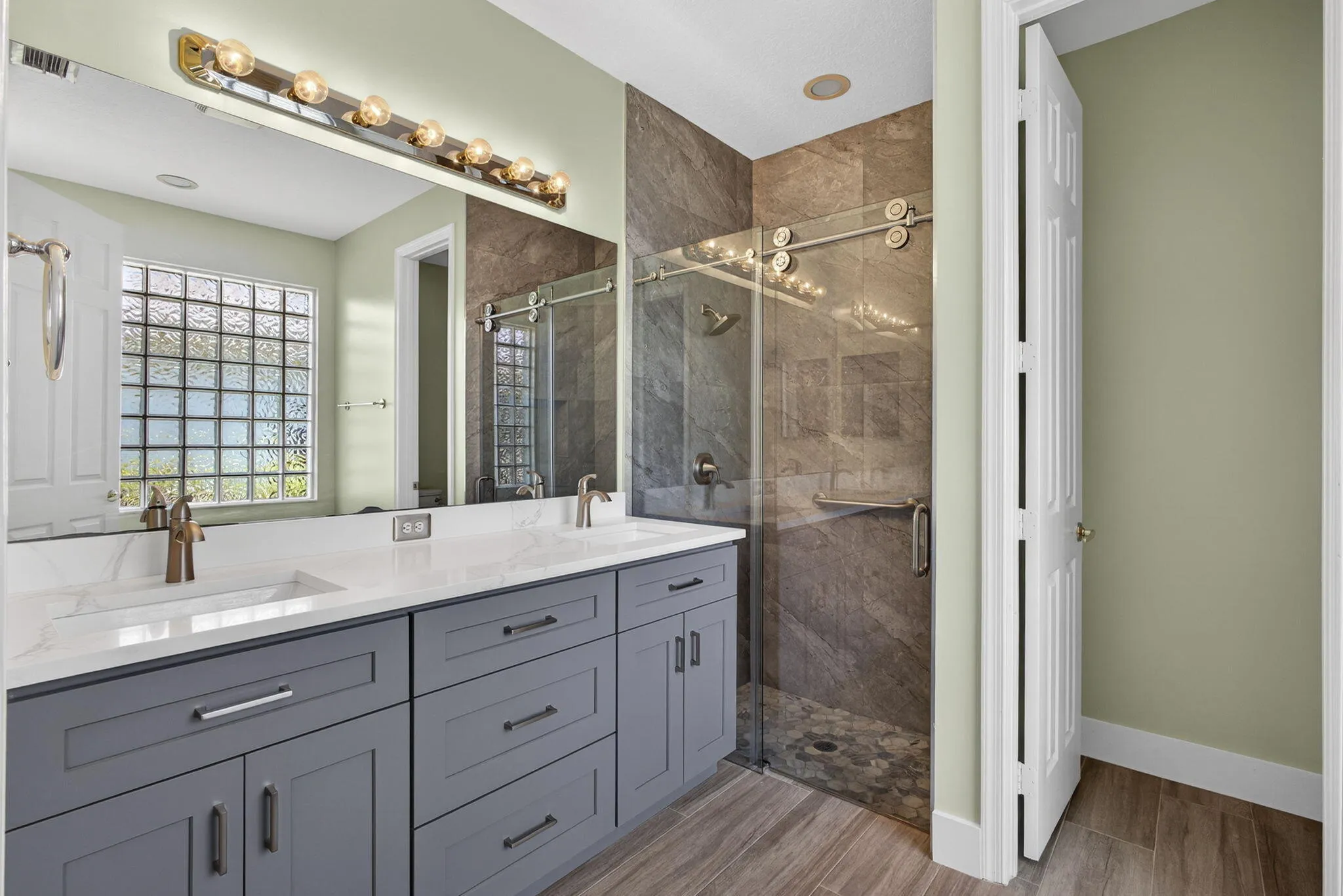 Master Bath