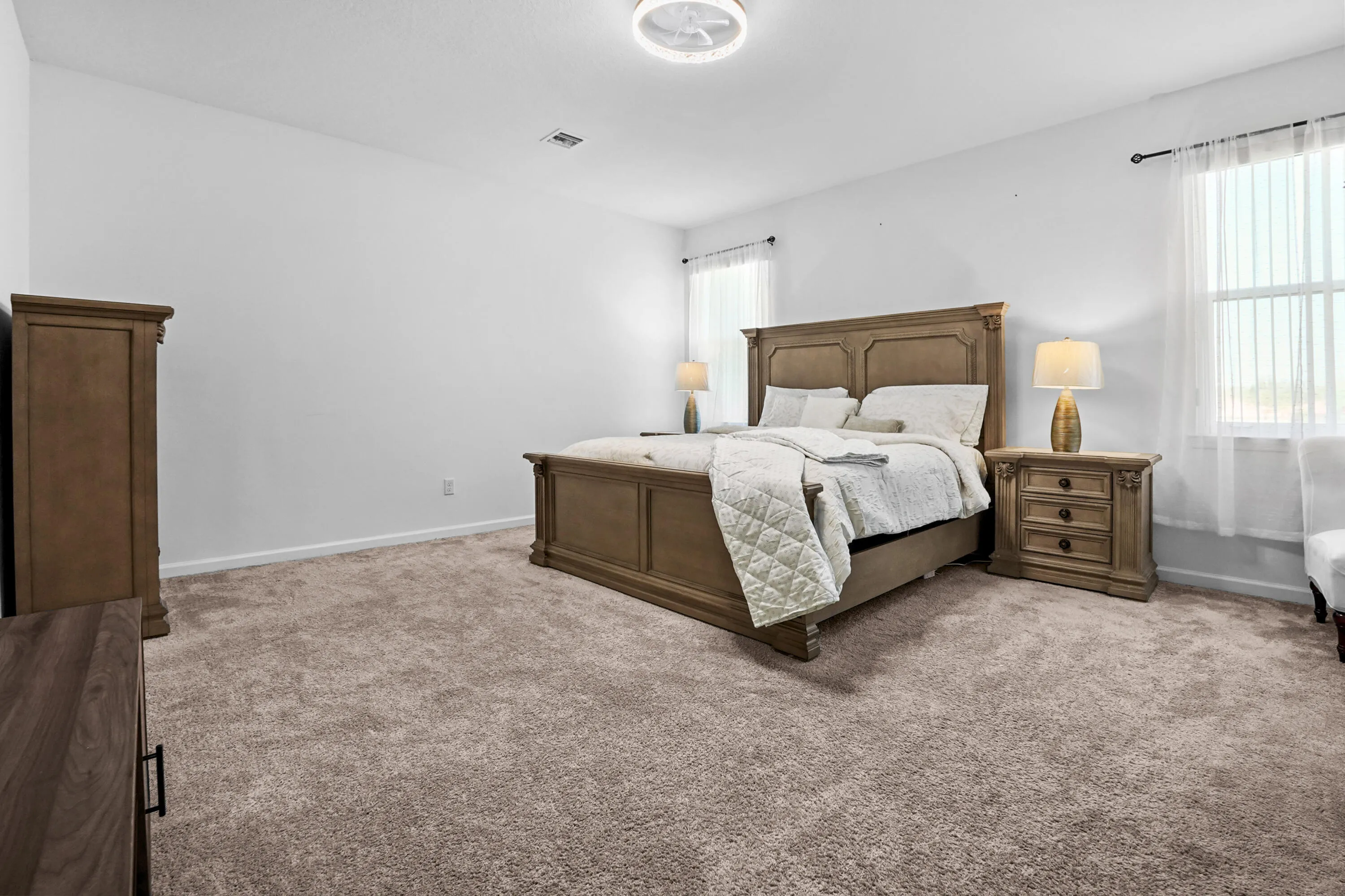 20 Bedroom 05