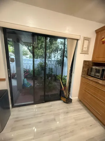 1000026220