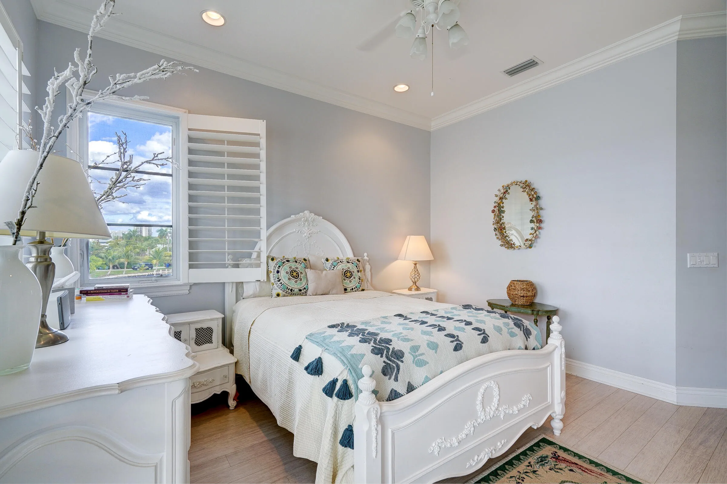2775LakeDr-59