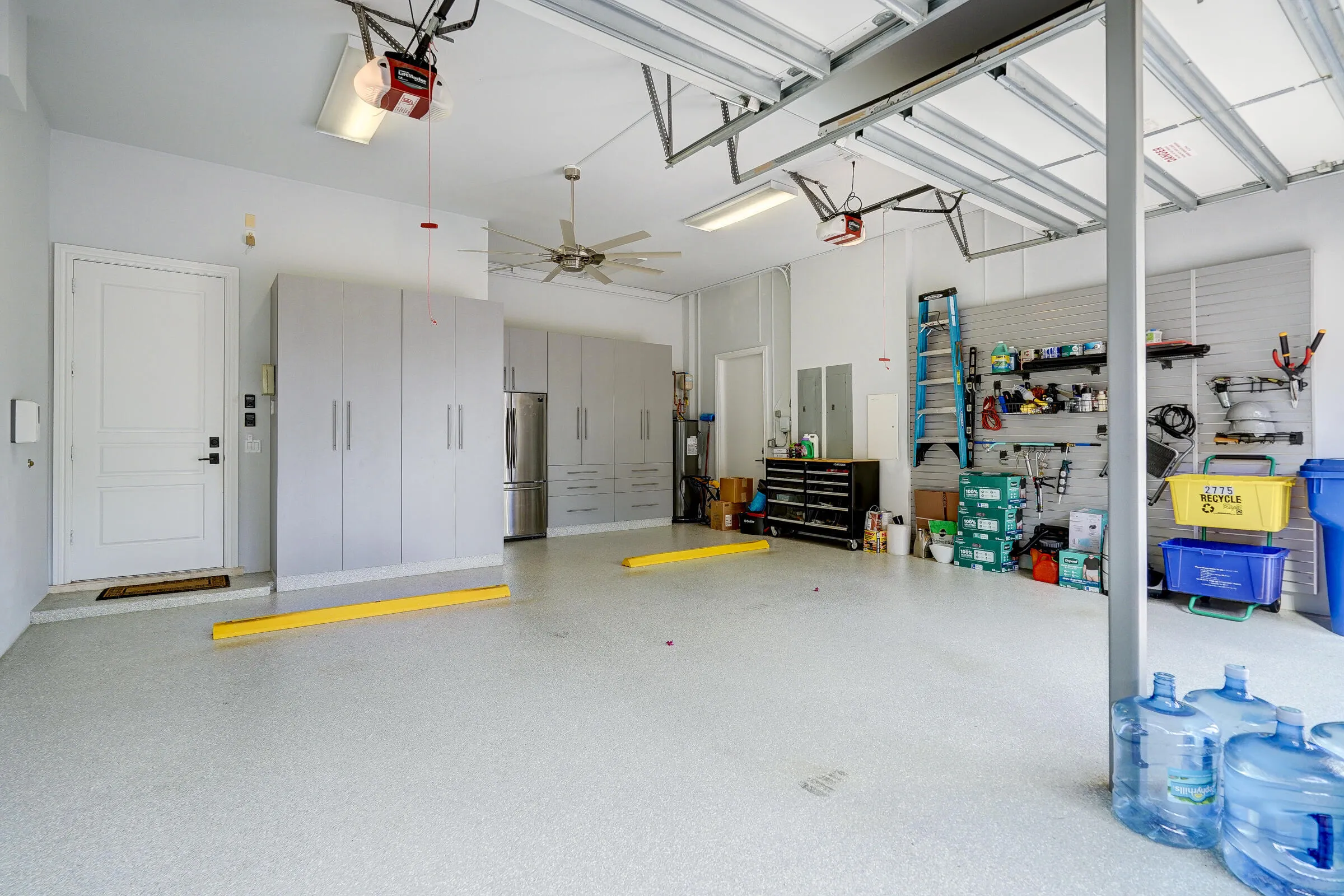 2775LakeDr-78