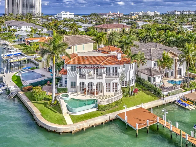 2775LakeDr-85
