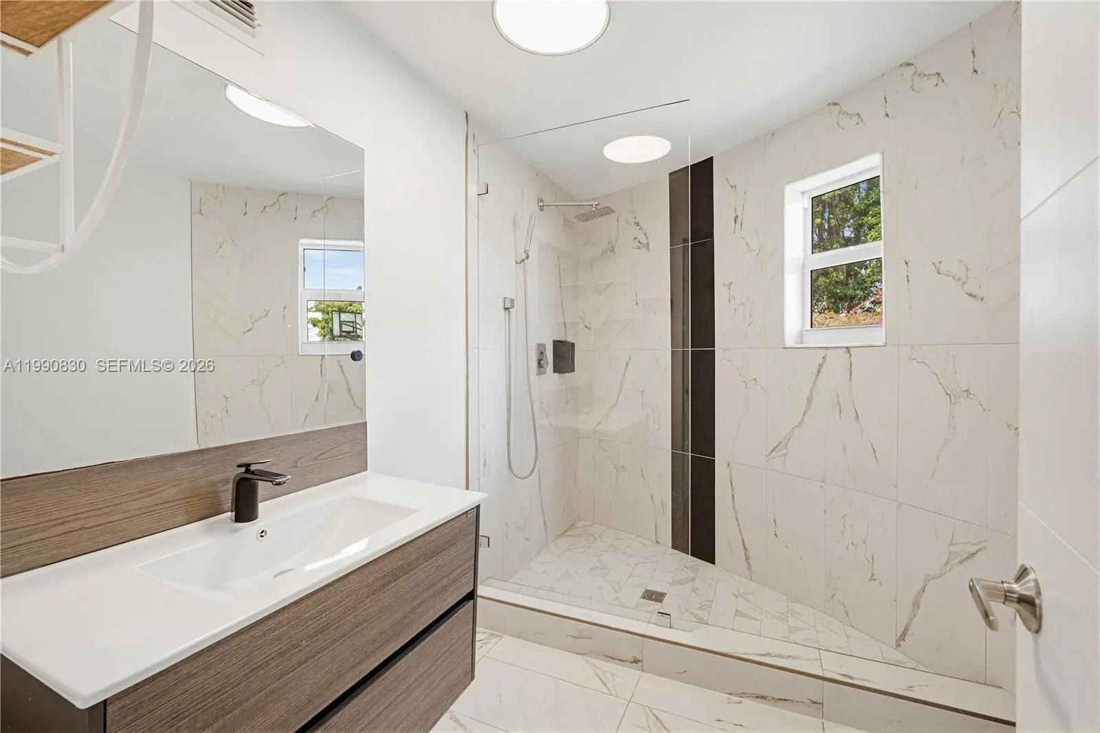 Property photo 77
