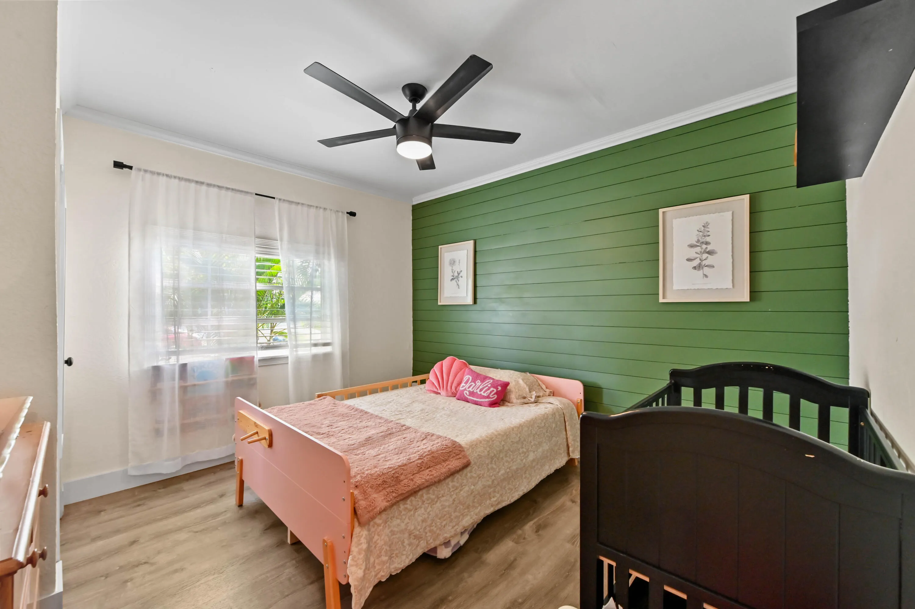 22 Bedroom 03