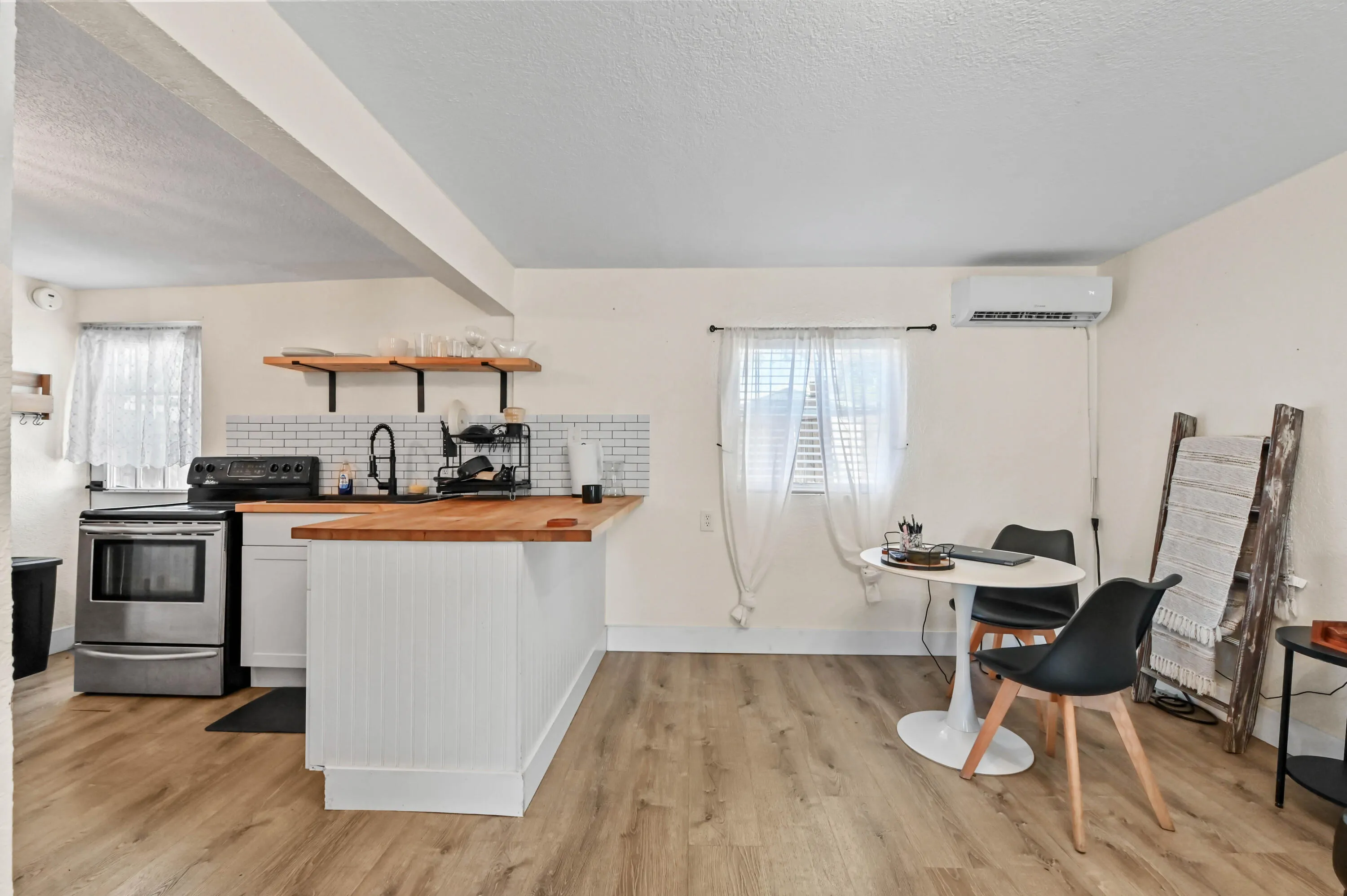 29 Dining room 01