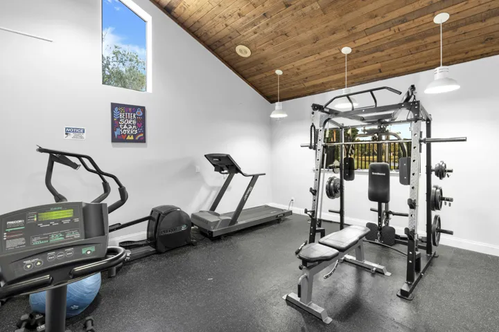 Dos Lagos Amenities3