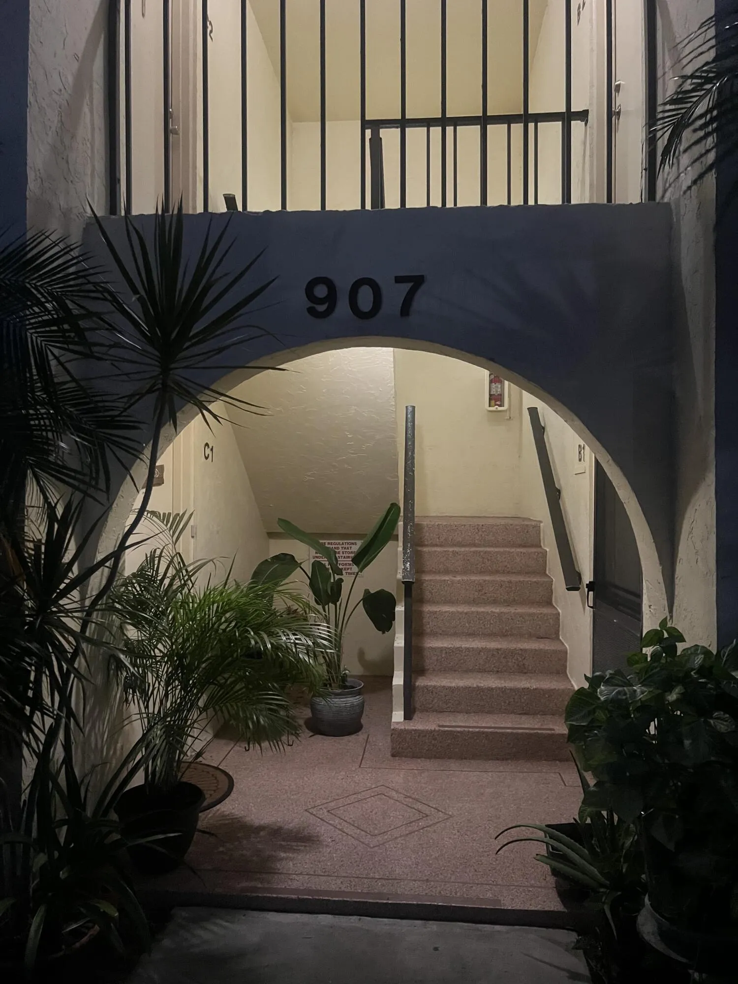 front 907