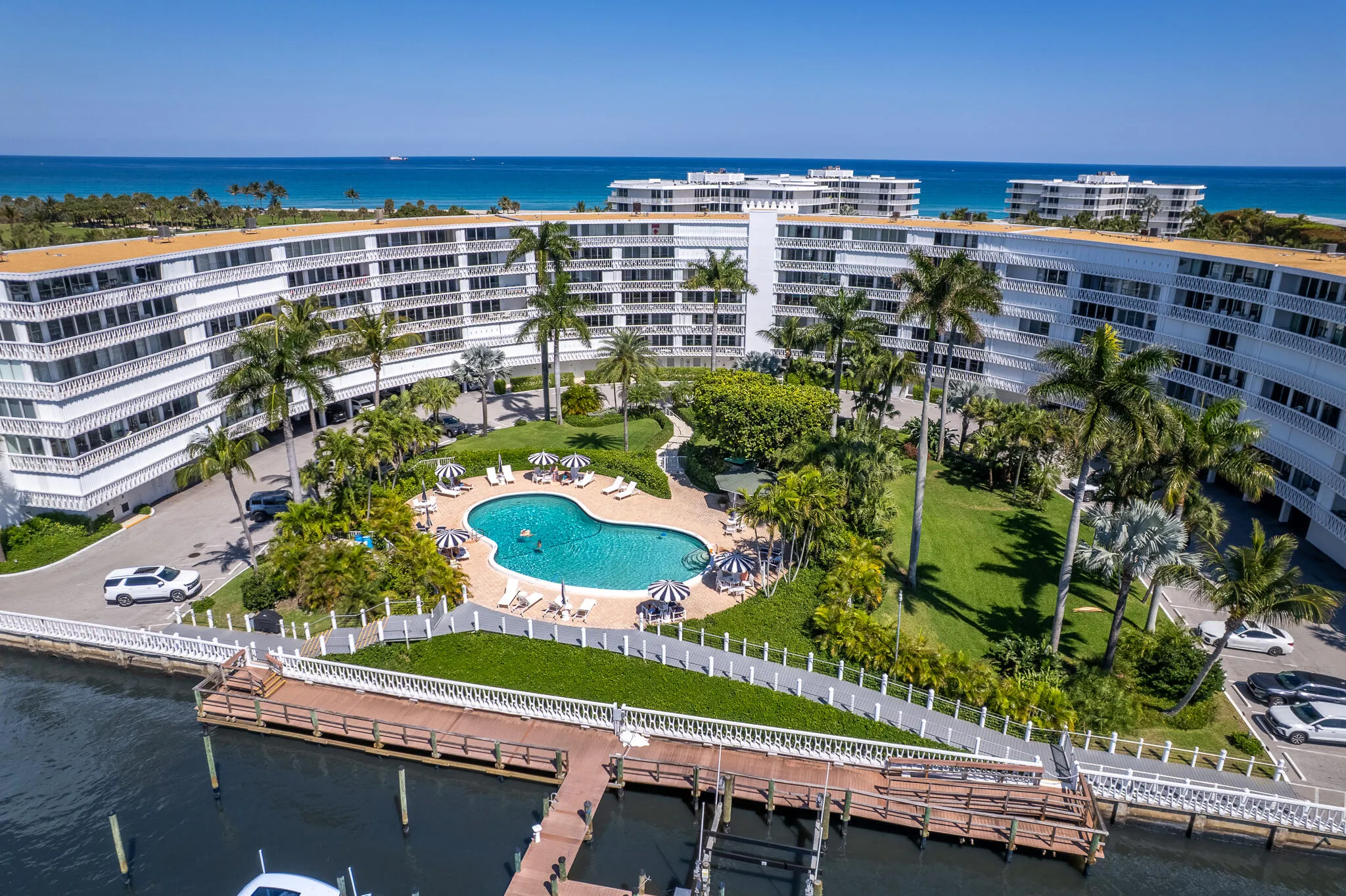 2505 S Ocean (33)