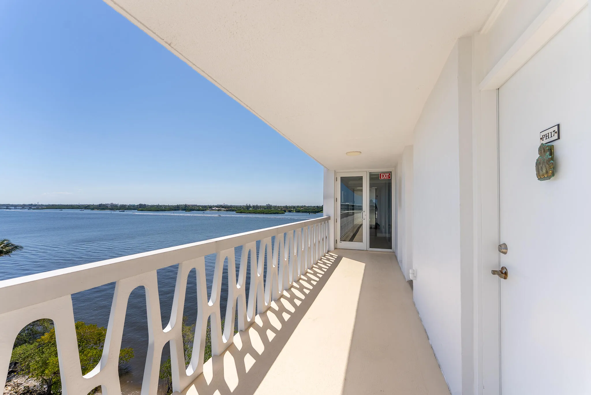 2505 S Ocean (30)