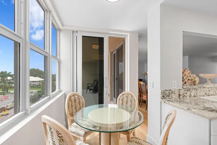 Breakfast Nook